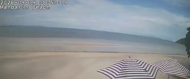 Supporting frame, Mandarin Beach Villa beachfront camera, Sat 19 Sep, 08:50-08:54 ICT