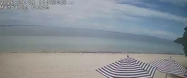 Supporting frame, Mandarin Beach Villa beachfront camera, Sat 19 Sep, 11:50-11:55 ICT