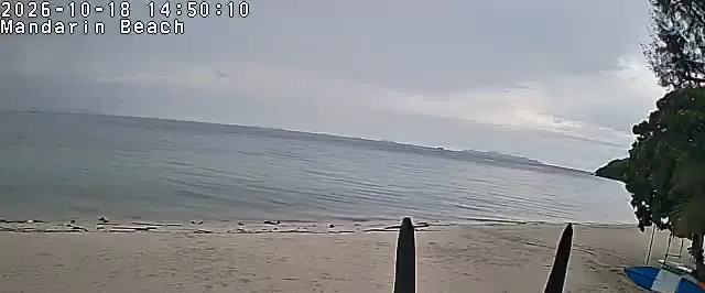Frame from Mandarin Beach Villa's beachfront camera at Lipa Noi, sampled at 18 Oct 2026, 14:50 Thailand time